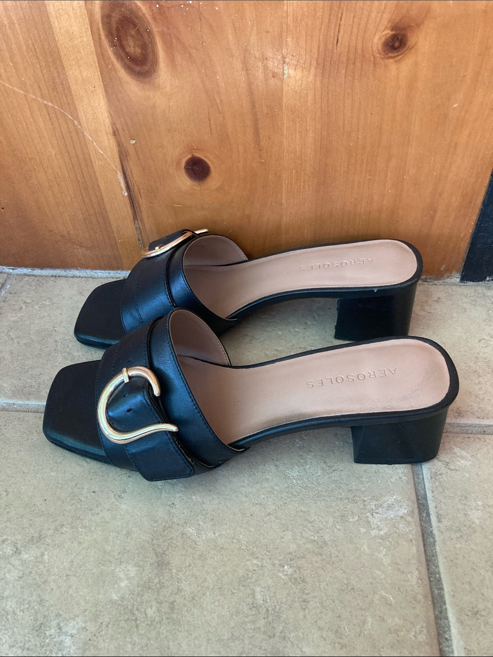 AEROSOLES Black Leather Block Heel Mule with Gold Buckle Accent - Size 7